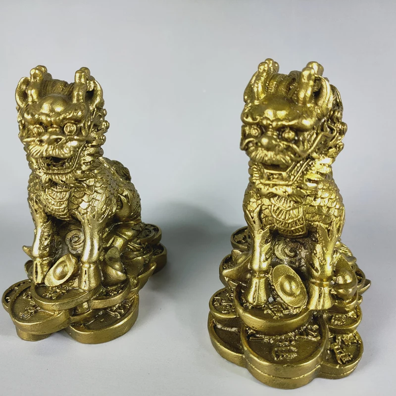 

A Pair of Elaborate Collection Home Decoration Chinese Brass Folk Feng Shui Mighty Kylin Wealth Auspicious Statues Sculptures