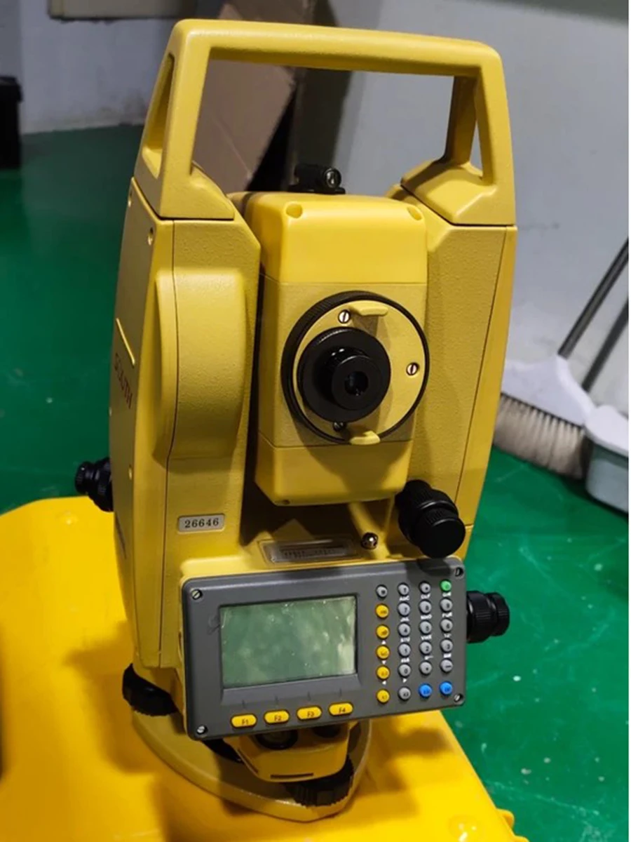 Used Second Hand SOUTH NTS312B TOTAL STATION English system