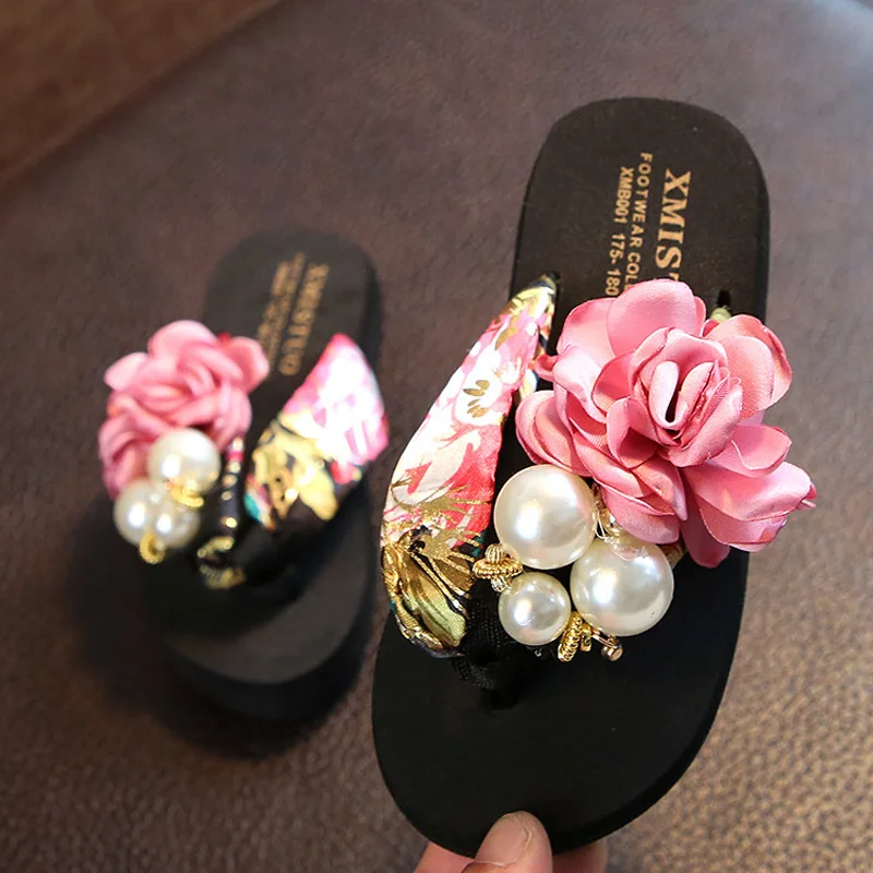 New Girls Beach Slippers Children Fashion Floral Slippers Women Home Shoes Kids and Mother Flip-flops Sandals Comfortable B711