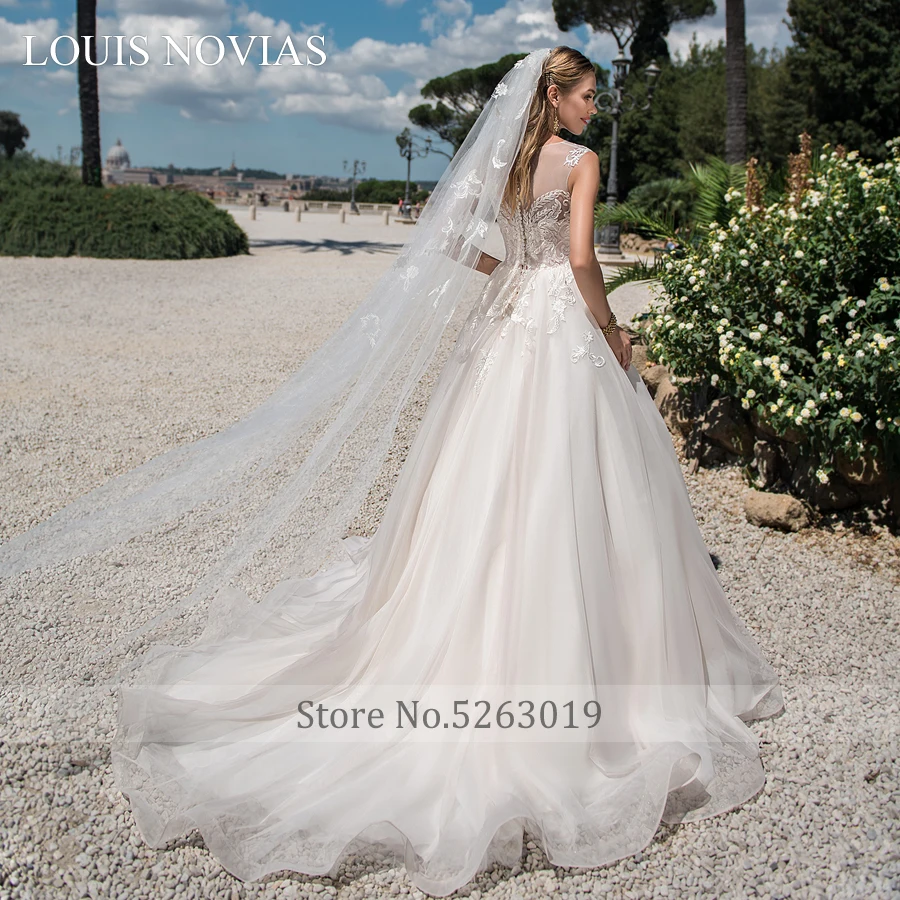 Louis Novias Beach Wedding Dress Invisible Neckline Chiffon with Embroidery Lace on Net Sleeveless Romantic Vintage Wedding Dres