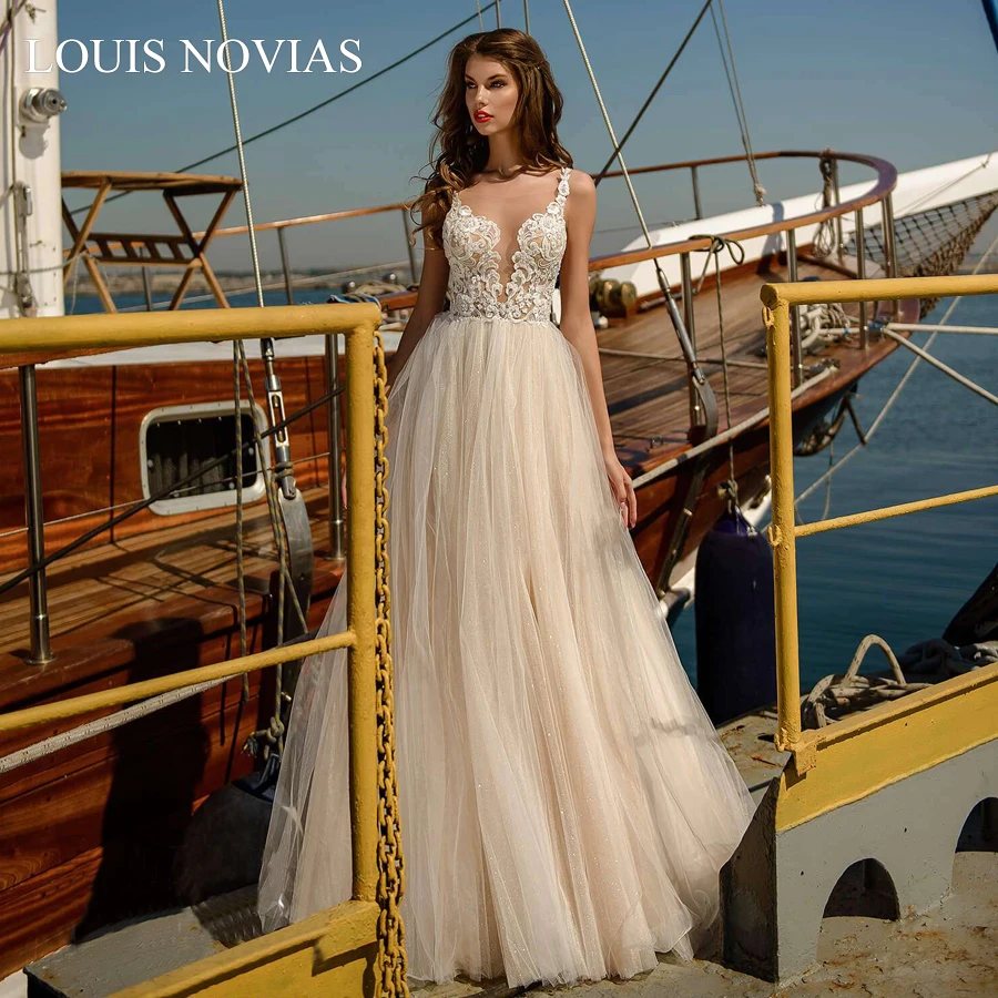 

Louis Novias Lace Wedding Dress Invisible Neckline High Quality Graceful Palace Dream Button Spaghetti Straps Vestido De Noiva