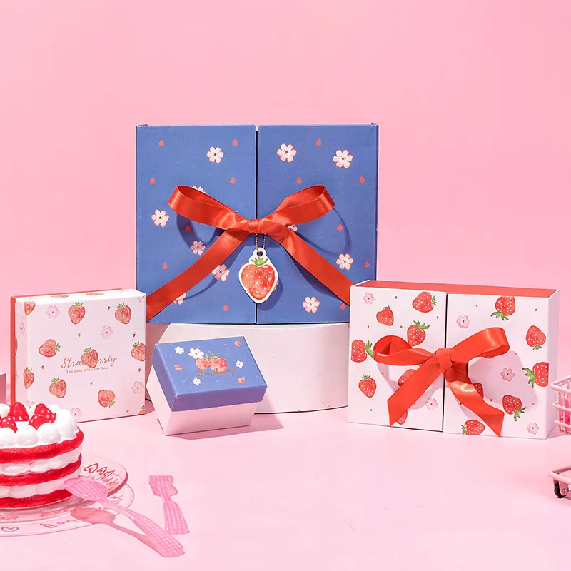 

AVEBIEN 2021 New Product Gift Box packaging Creative Romantic Flower Box Simple Strawberry Pattern Gift Boxs сумка упаковка