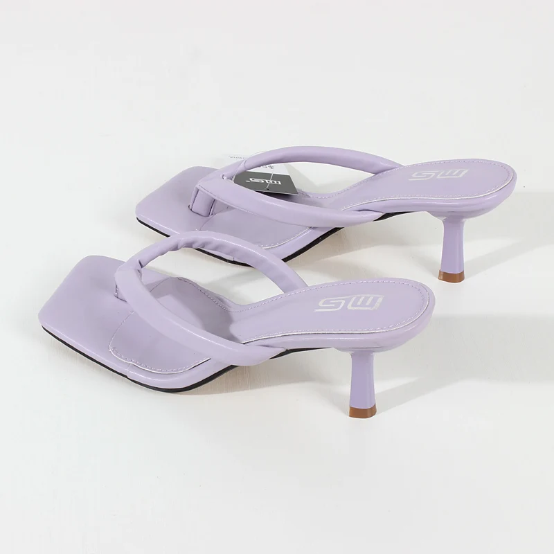 Scarpe da donna Infradito 2024 Estate Nuova Viola PU Confortevole tessuto morbido Tacco alto Sandali e pantofole moda esterna 6,5 cm