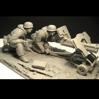 1/16 Resin Figure Building Kit Soldiers with artillery (no base)