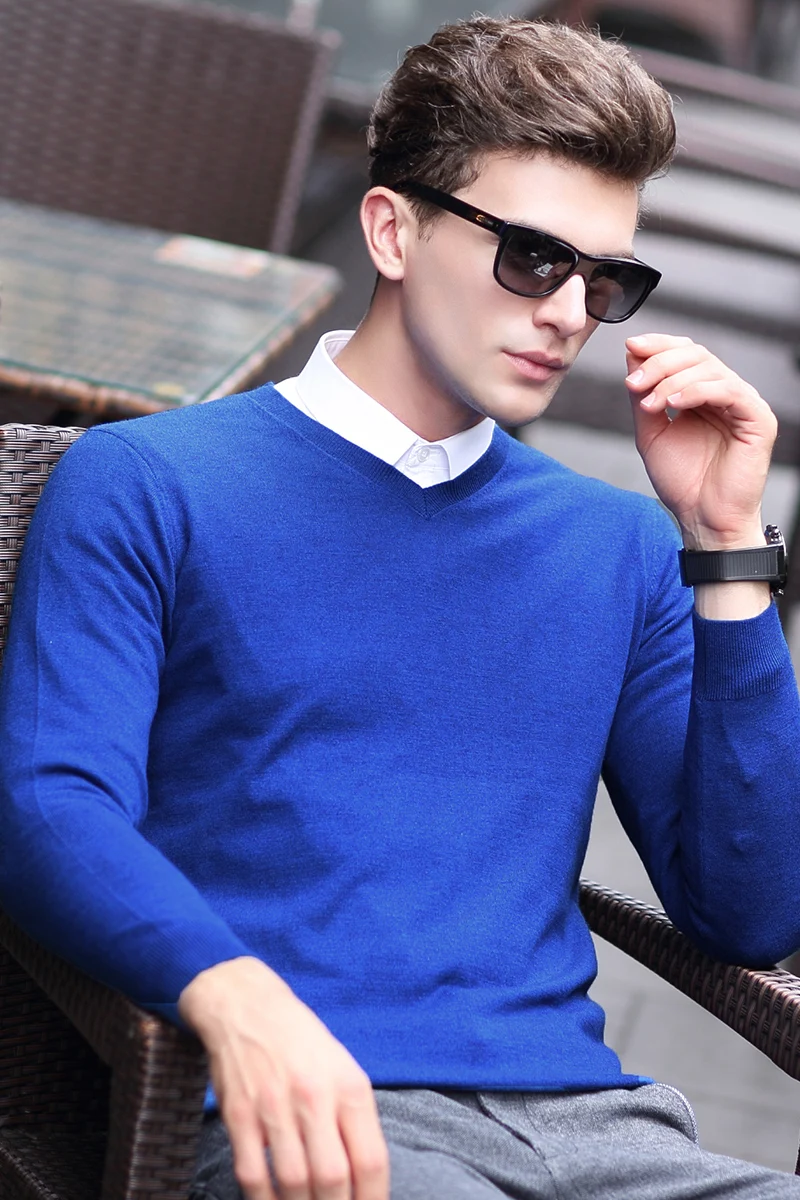 

Spring & Autumn Basic Cashmere Sweater Men Casual Slim V-Neck Fit Sweaters Pullover Men Wool Knitwear