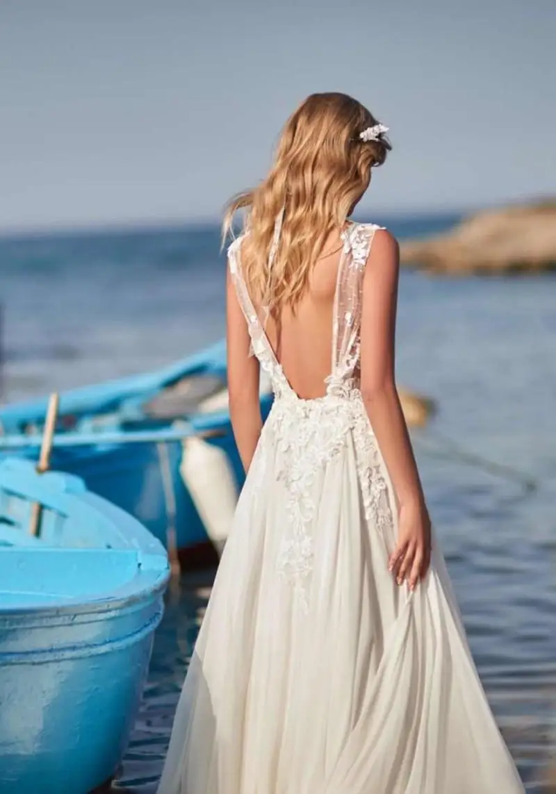 Vestidos de novia de estilo campestre, vestidos de novia de talla grande con escote en V y espalda descubierta