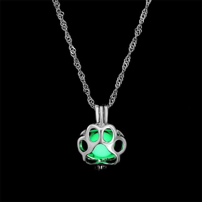 Halloween Pendant Necklace Gift Glowing Cat ClawFlower Shaped Luminous Pendant Necklace For Women Fashion Simple Party Jewelry