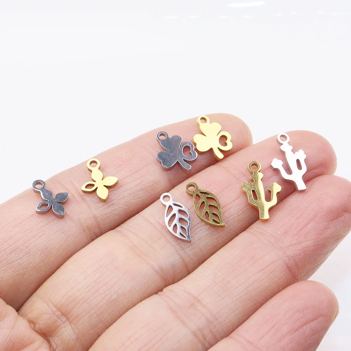 10pcs Wholesale StainlessSteel High Quality Mirro Polish Leaf  Women Charm Pendant DIY Necklace Bracelets Unfading Colorless