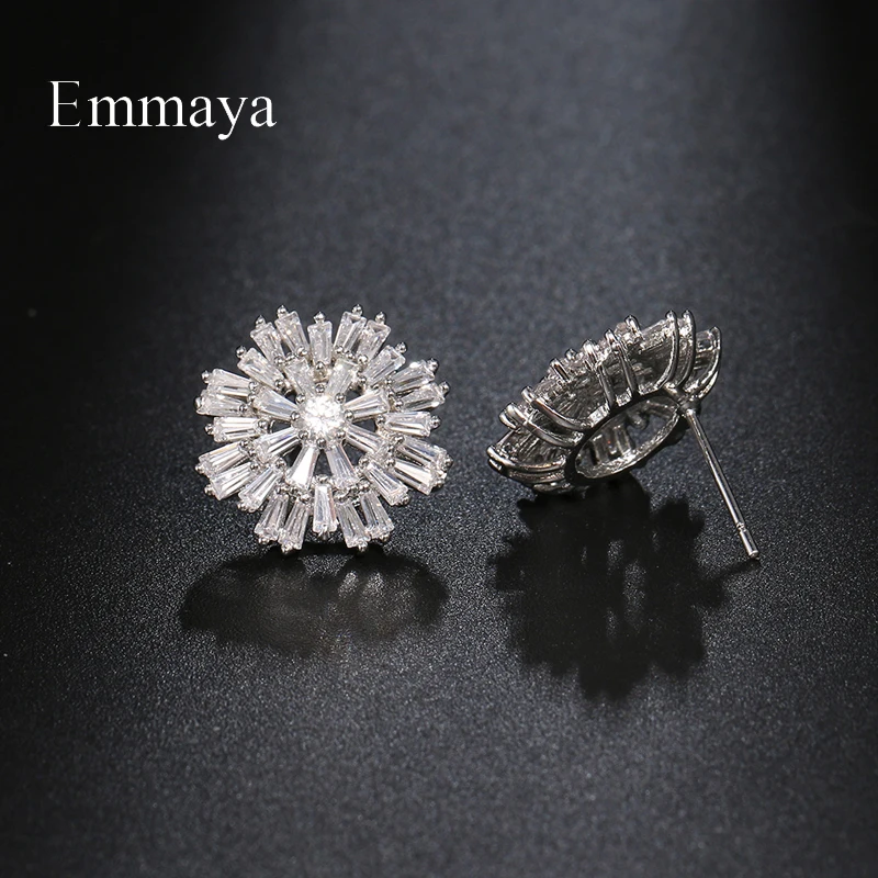 Emmaya New Fashion Delicate Snow Flake Shape Zirconia Earring Noble Jewelry For Women Hollow Out Style Ingenious Ornament