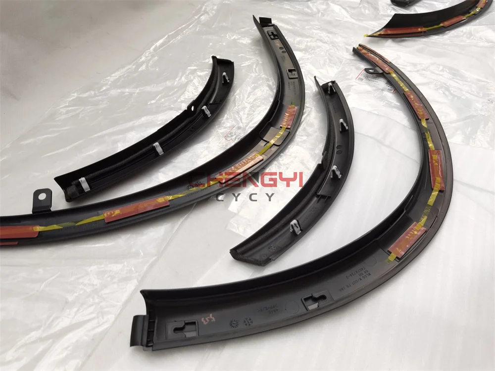 Front and Rear Bumper Leaf Trim Panel Automobile Wheel Eyebrow Anti Insertion Strip For Mitsubishi Outlander GF7W GF8W  7407A315