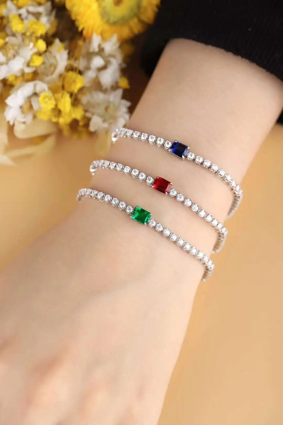 

Pirmiana New Arrival Popular Style 9K White Gold Lab Ruby Moissanite Diamond Bracelet Gemstone Fashion Jewelry Party Gift