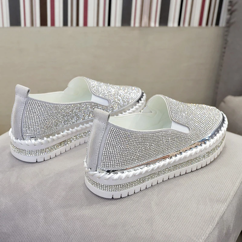 Luxe Vrouwen Flats Bling Crystal Slip-On Naaien Flatform Loafers Schoenen Casual Mode Schoenen Voor Vrouwen