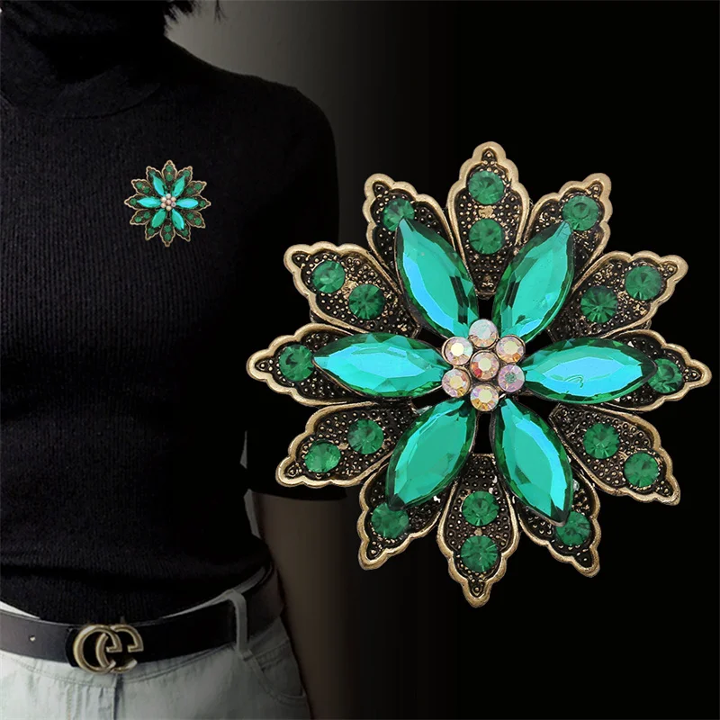 Autumn And Winter High-End Exquisite Brooch Fashion Trendy Retro Exaggerated Gem Flower Accessories Brooch