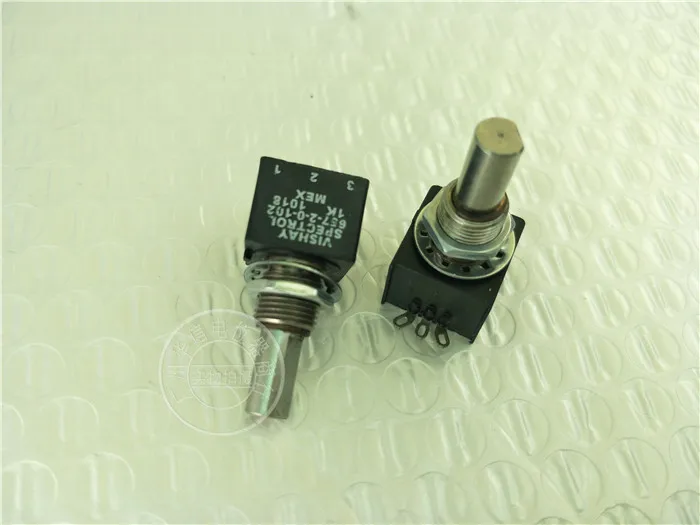 

Original new 100% 657-2-0-102 1K single potentiometer handle length 22MMF (SWITCH)