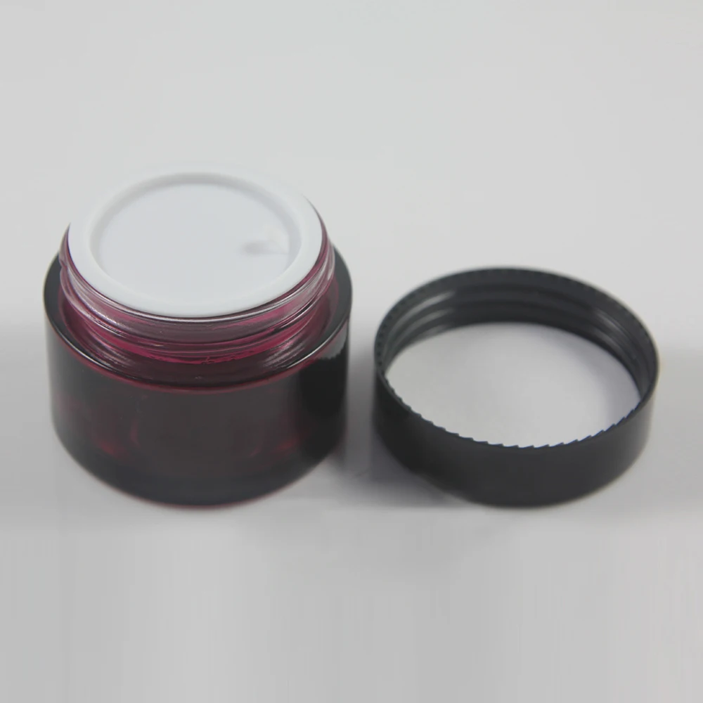 

Round Mysterious Purple Glass Empty Cream Jar 50 g with Black/White Lid