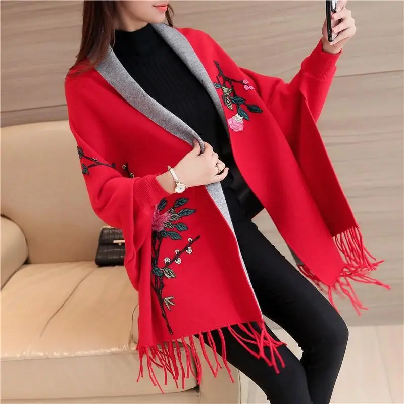 Sweater Women 2023 autumn and winter new embroidery scarf shawl langer with sleeves outside the tent wild bat coat female