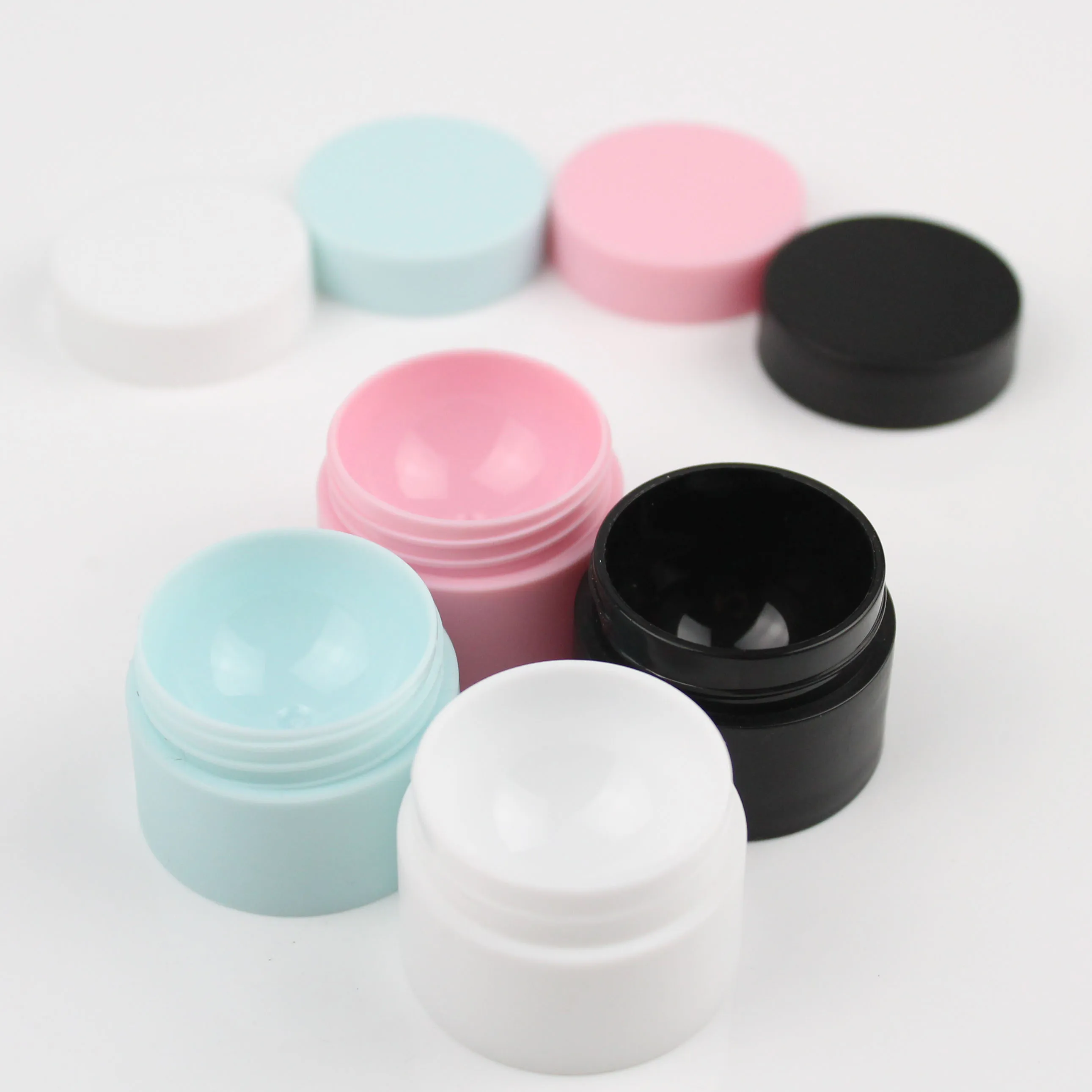 50Pcs/Pack 3g 5g Refillable Bottle Empty Tight Waist Container Portable Travel Face Cream Jar with Lid Plastic Cosmetic Box