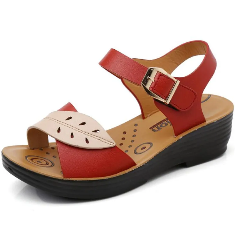 2023 New Summer Women Sandals Casual Women Flat Shoes Genuine Leather Wedges Sandals Soft Sole Cozy Mother Shoes