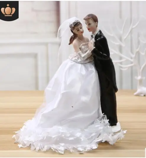 EUROPE TYPE STYLE BRIDE GROOM CHARACTER COUPLE WEDDING DRESS DECORATION FIGURE MARRIAGE DECORATE CAKE ROMANTIC DOLL LOVERS