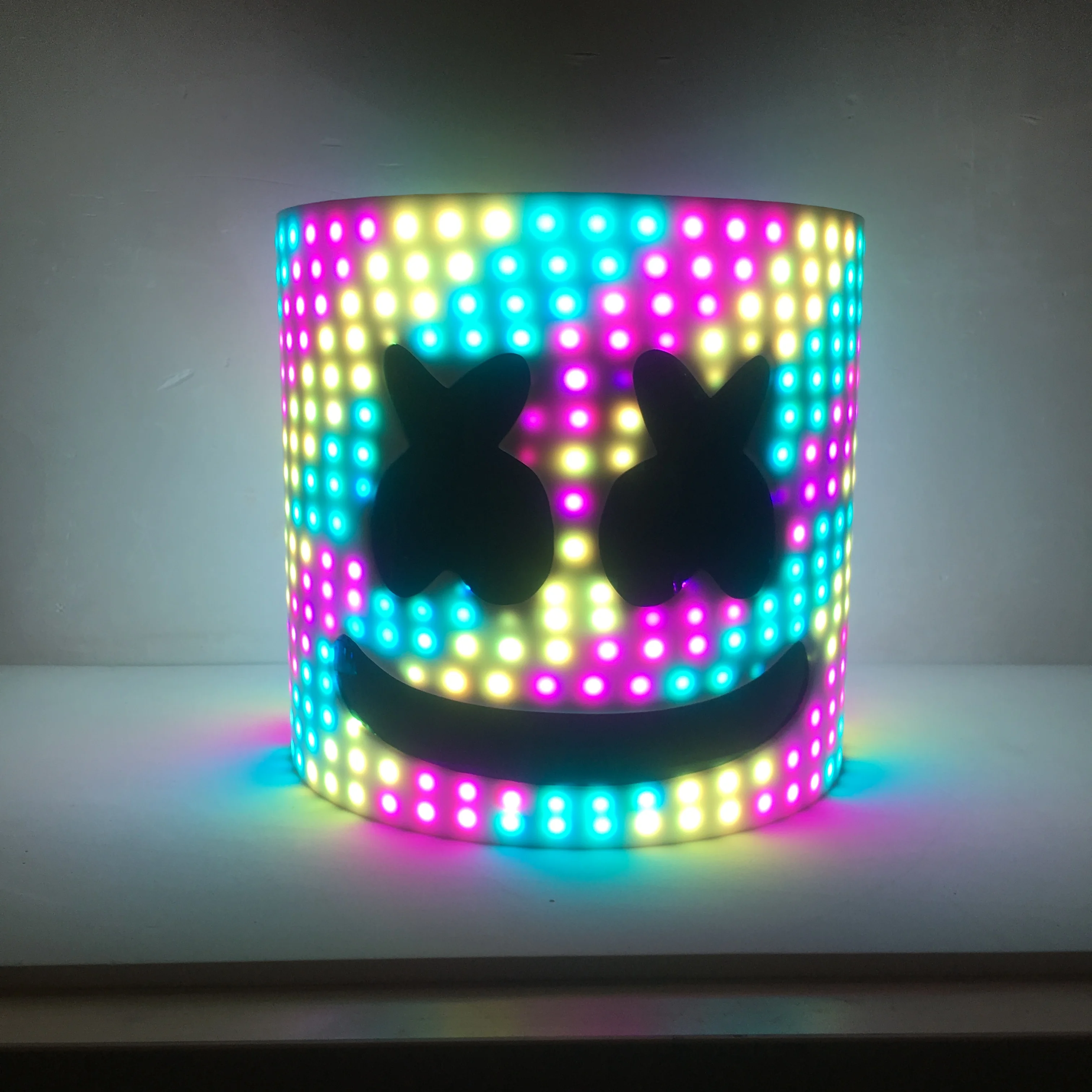 

LED Light Helmet Dance DJ Clubwear Dance Performance Nightclub Luminous Light Up Headgear