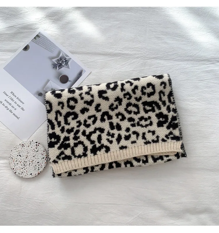 Leopard Print Scarf Women Winter Europe and America Fashion Thickening Warm Imitation Cashmere Knitting Wool Scarf Shawl