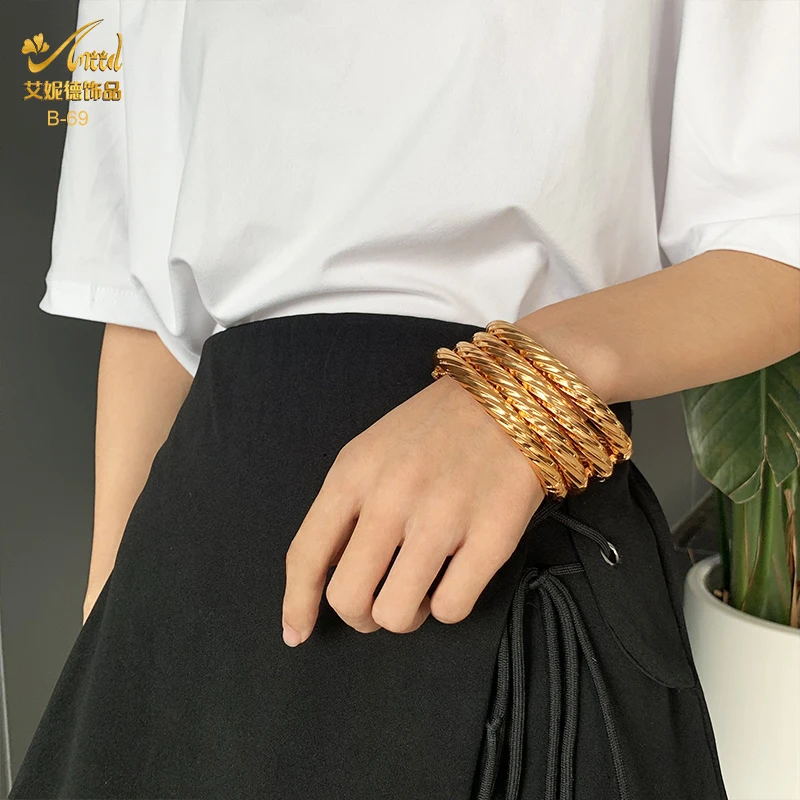 Dubai Gold Color Copper Indian Bangle For Women African Jewellery Bracelets Luxury Brazilian Bangles Wedding Designer Bracelets