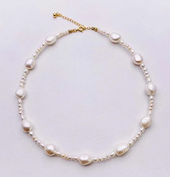 

Favorite Pearl Chocher Necklace White Color Baroque Natural Freshwater Pearl Round Rice Handmade Fine Jewelry Wedding Women Gift