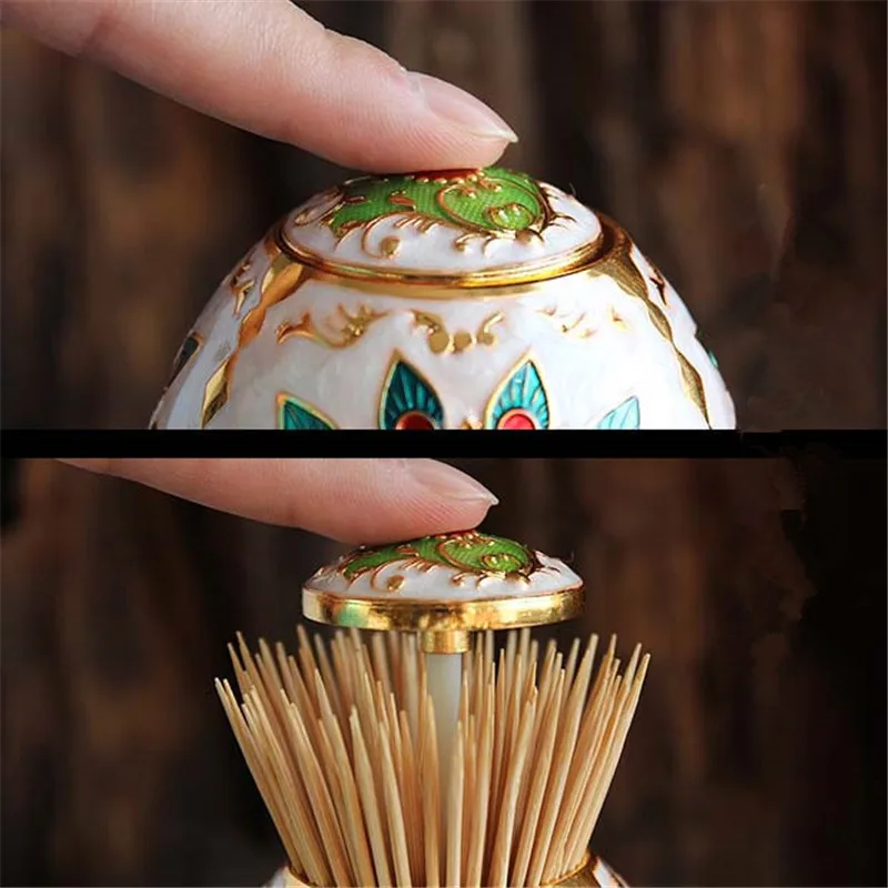 European style palace automatic toothpick box fashion metal retro toothpick holder toothpick box home decoration new design