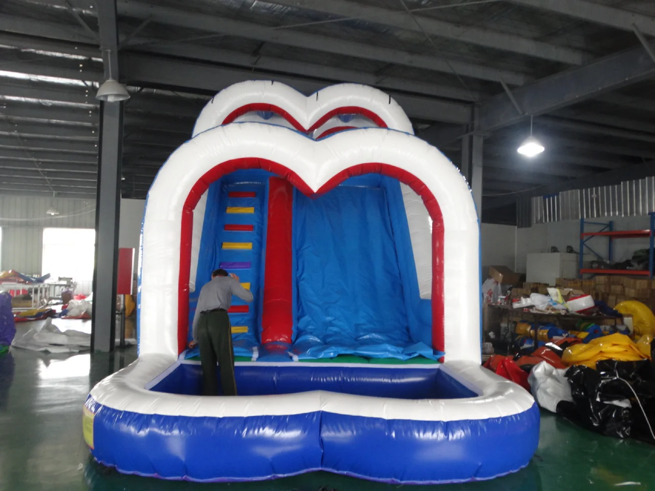 Latest design Inflatable Water Slide  with Pool  outdoor PVC Material Inflatable water slide with love