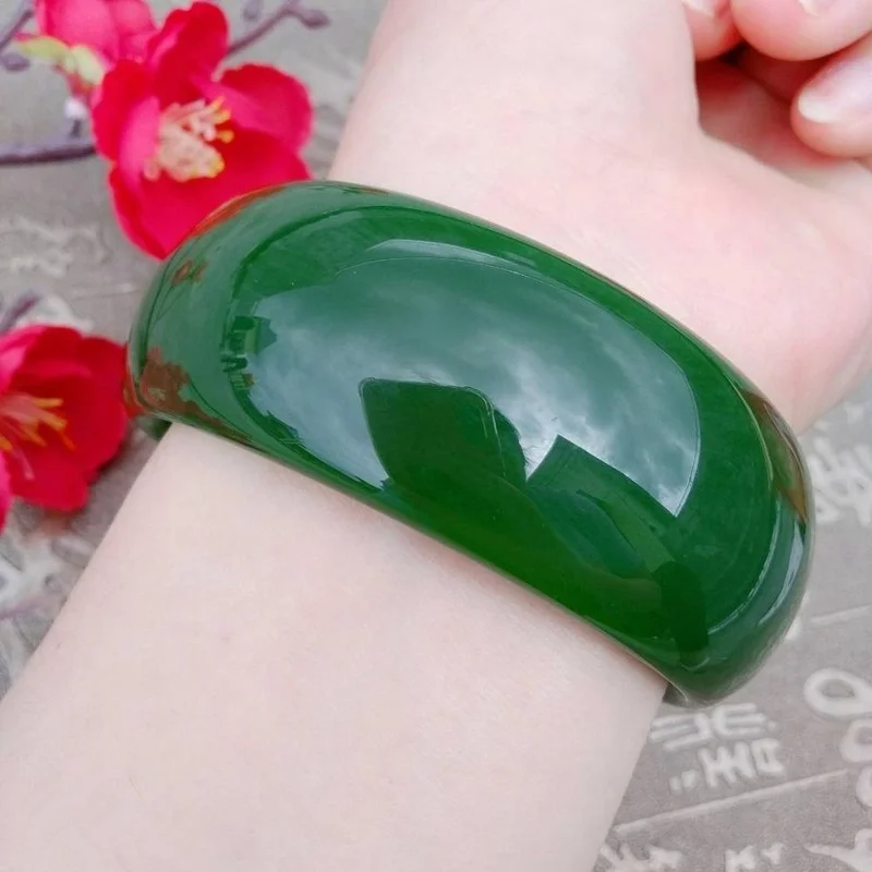 Natural 54-62mm Fashion Green Jade Bracelet Jewelry Fine Jewelry Jade Bracelet Round Bangle Bracelets for Women Charm Bracelets
