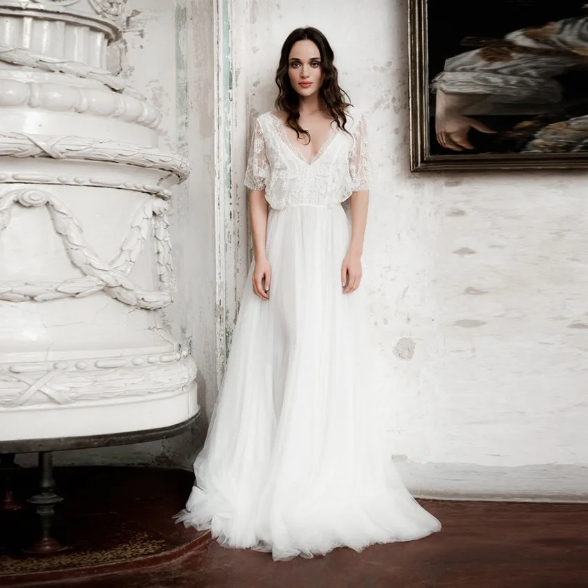 Robe de mariée Vintage en dentelle, style bohème, romantique, bon marché, col en V, Sexy, à la mode, demi-manches, 2016