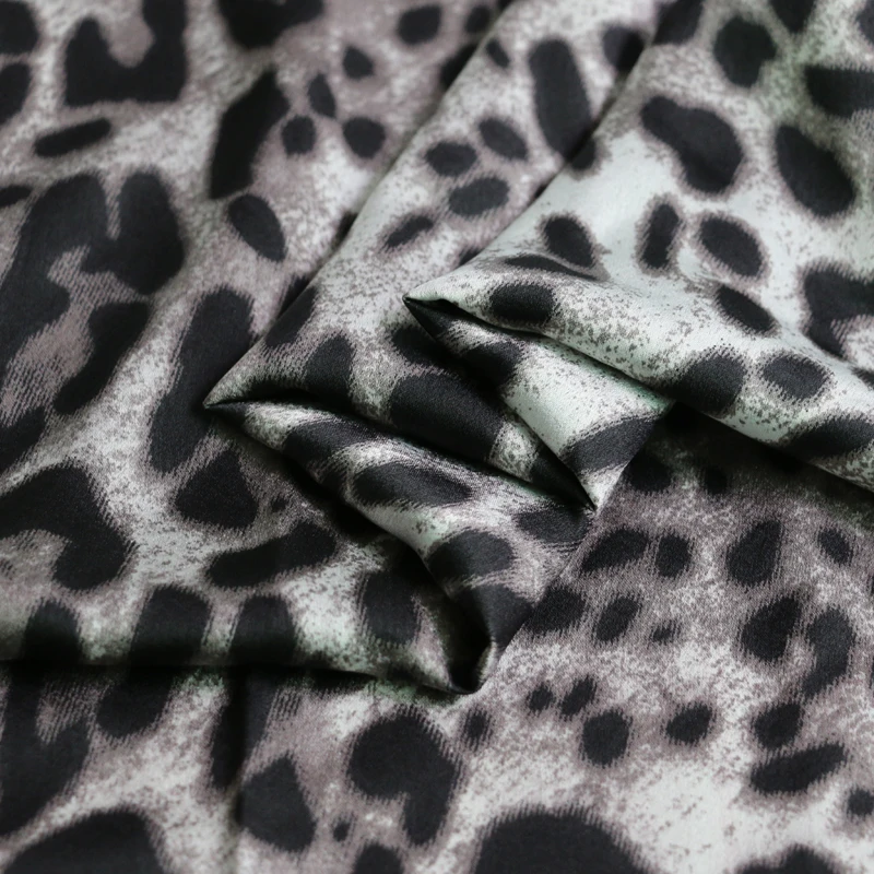 1 meter X 1.5 meter Soft Pajamas Dress Material Crepe Satin Charmeuse Fabric Africa Leopard Textile