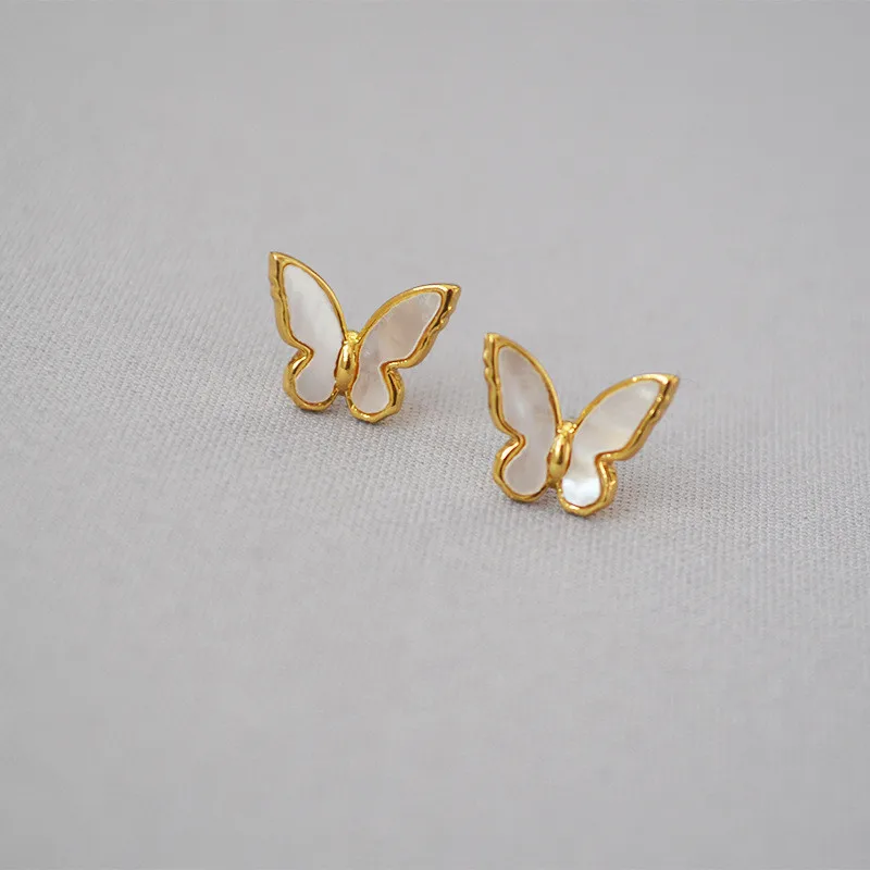 MPE032 Charming Women Gift Stud Earrings White Shell With Gold Eletroplated Butterfly Earrings Push-Back Style