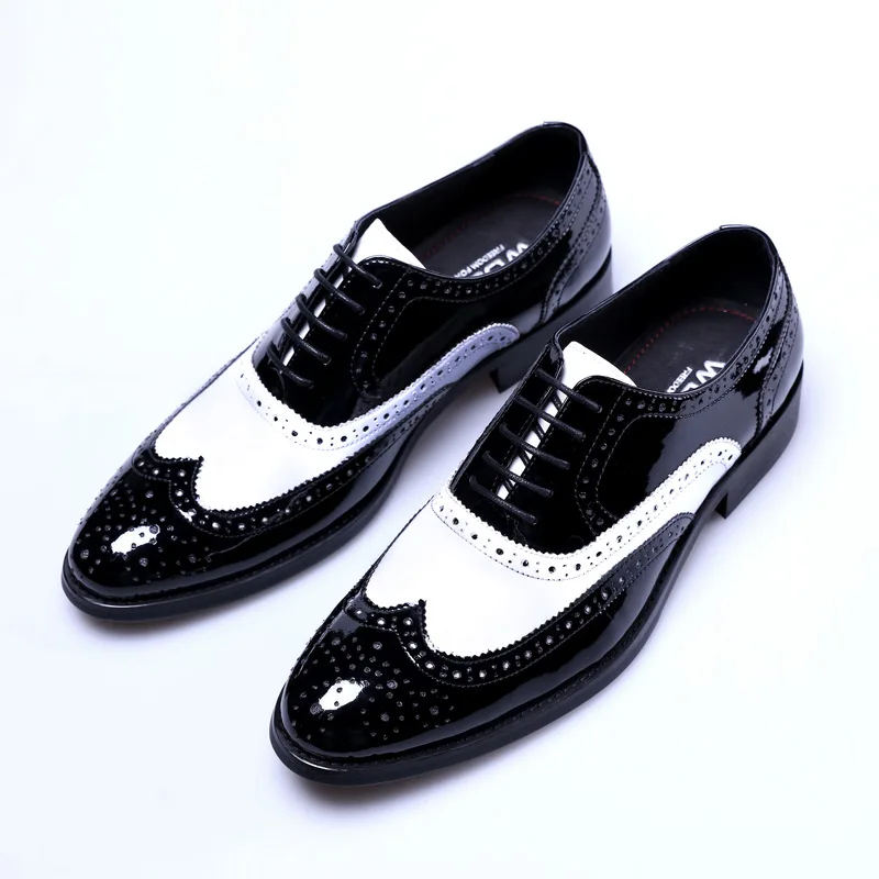 Luxury Black White Wingtip Quality Patent Leather Dress Shoes Italian Fashion Brogues Wedding Classic Oxfords Shoes for Male