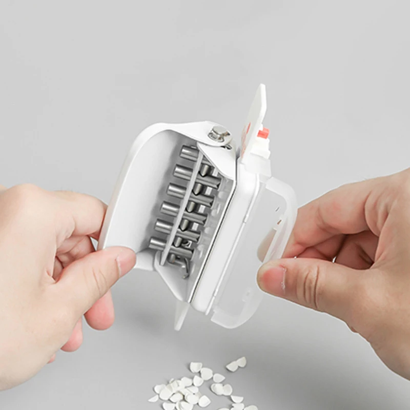 Perforatore a 6 fori per Notebook perforatore Standard a foro tondo pianificatore di carte perforatore per anelli di rilegatura Scrapbooking A4 A5