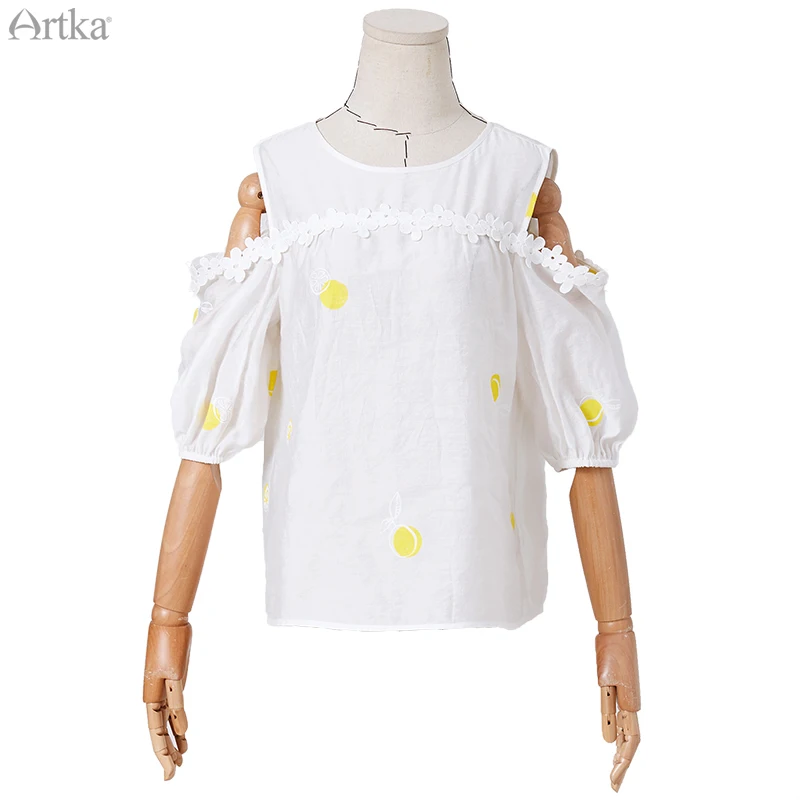 ARTKA – chemisier imprimé en mousseline de soie blanche pour femme, Blouse ample à épaules dénudées et manches courtes en dentelle, à la mode, SA20205C, nouvelle collection été 2020