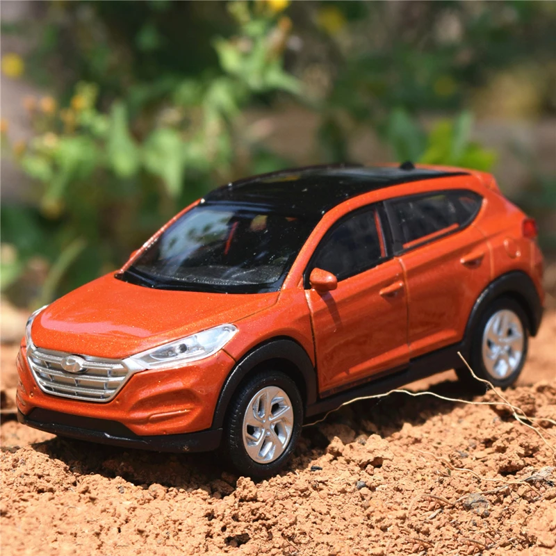 Modèle de voiture en alliage Hyundai SUV pour enfants, jouet en métal de simulation, collection de modèles, côtes arrière, cadeau pour enfants,