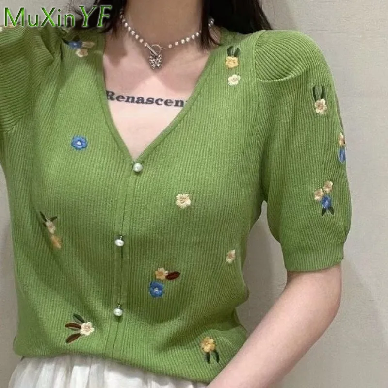 French Graceful Embroidery Flower Knit T Shirt Women Summer 2023 New Sweet V-Neck Short Sleeve Tops Lady Green Fashion Clothing