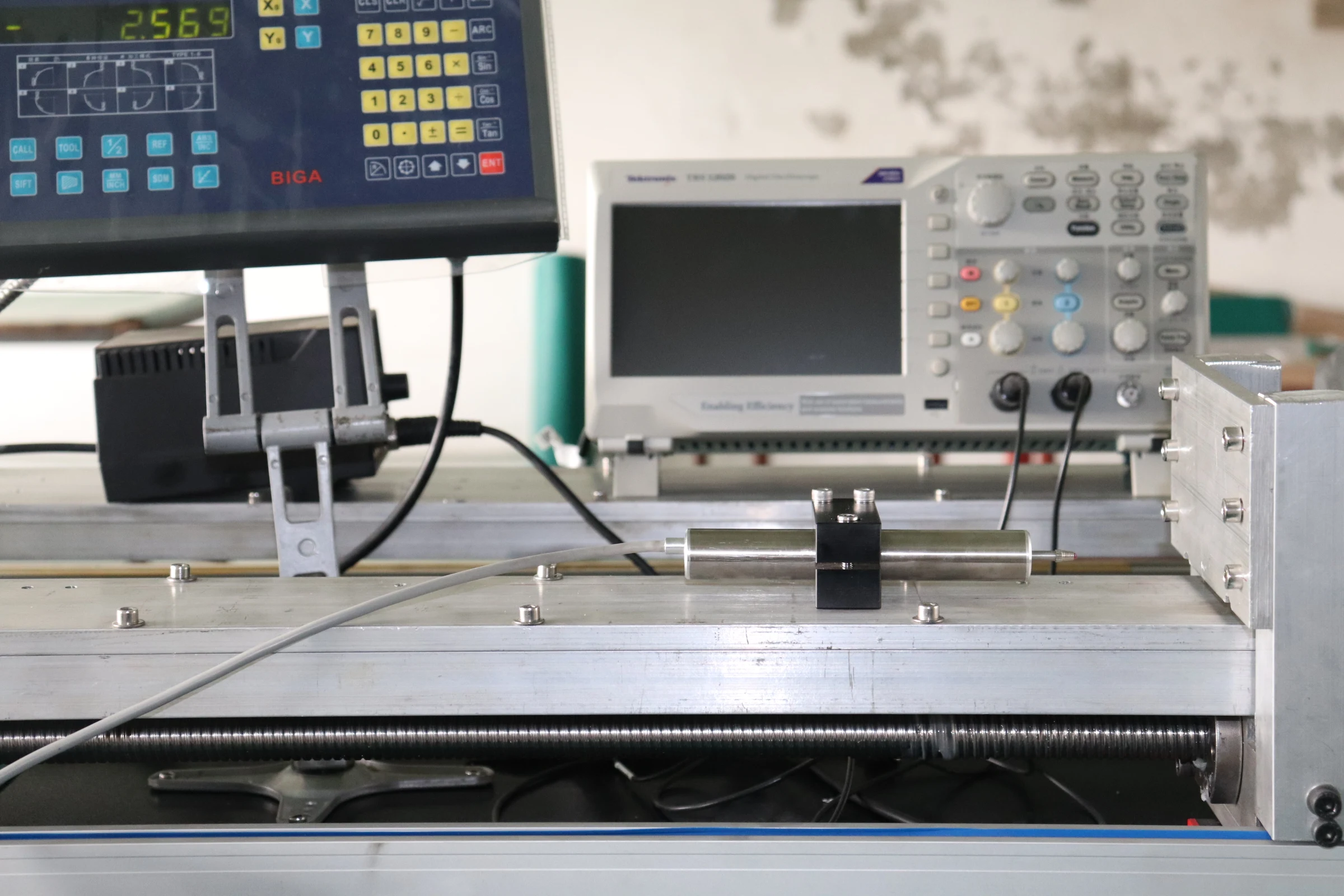 リバウンド型自己リセットlvdtリニア位置センサリニア変位センサー5 10 25 50 100インダクタンス差動transforme