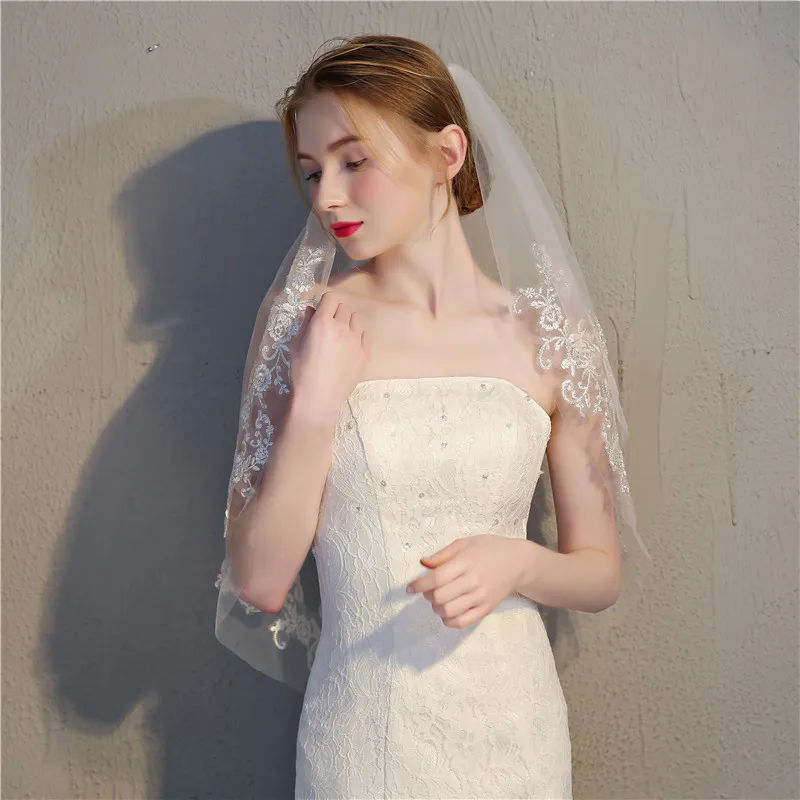 

2020 New Bridal Veil Elegant Short Wedding Veil Ivory Lace Veil Two-Layer With Comb Wedding Accessories