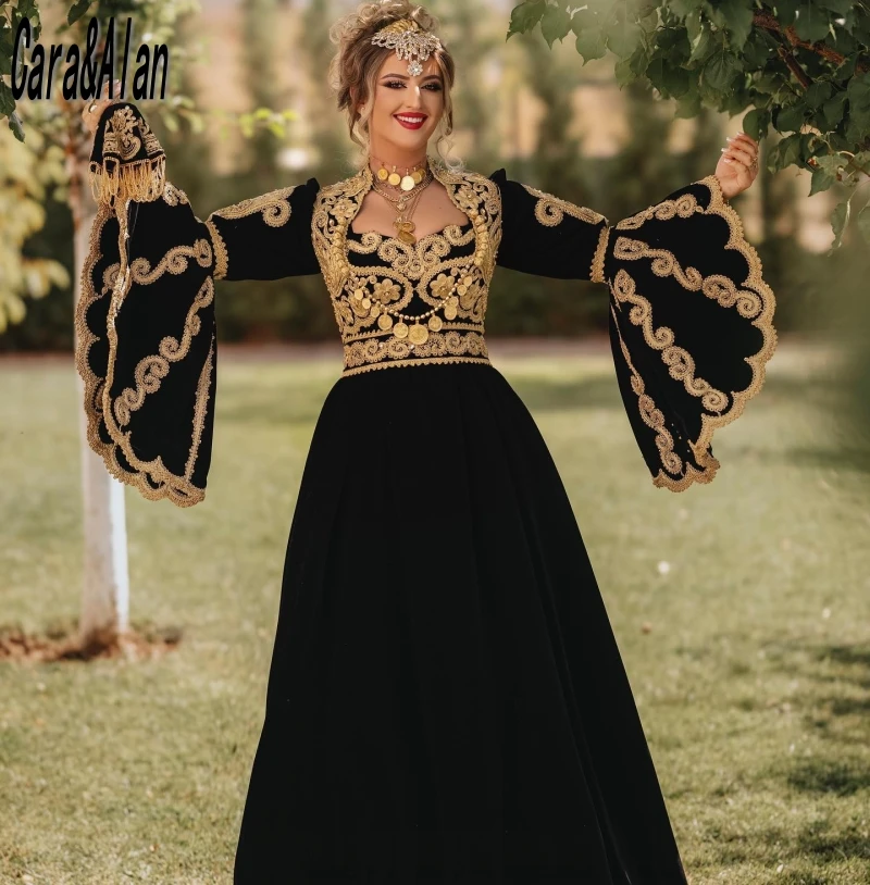 Black Traditional Kosovo Albanian Caftan Prom Dresses Long Sleeves Gold Applique Evening Dress for Women Wedding Party Wear