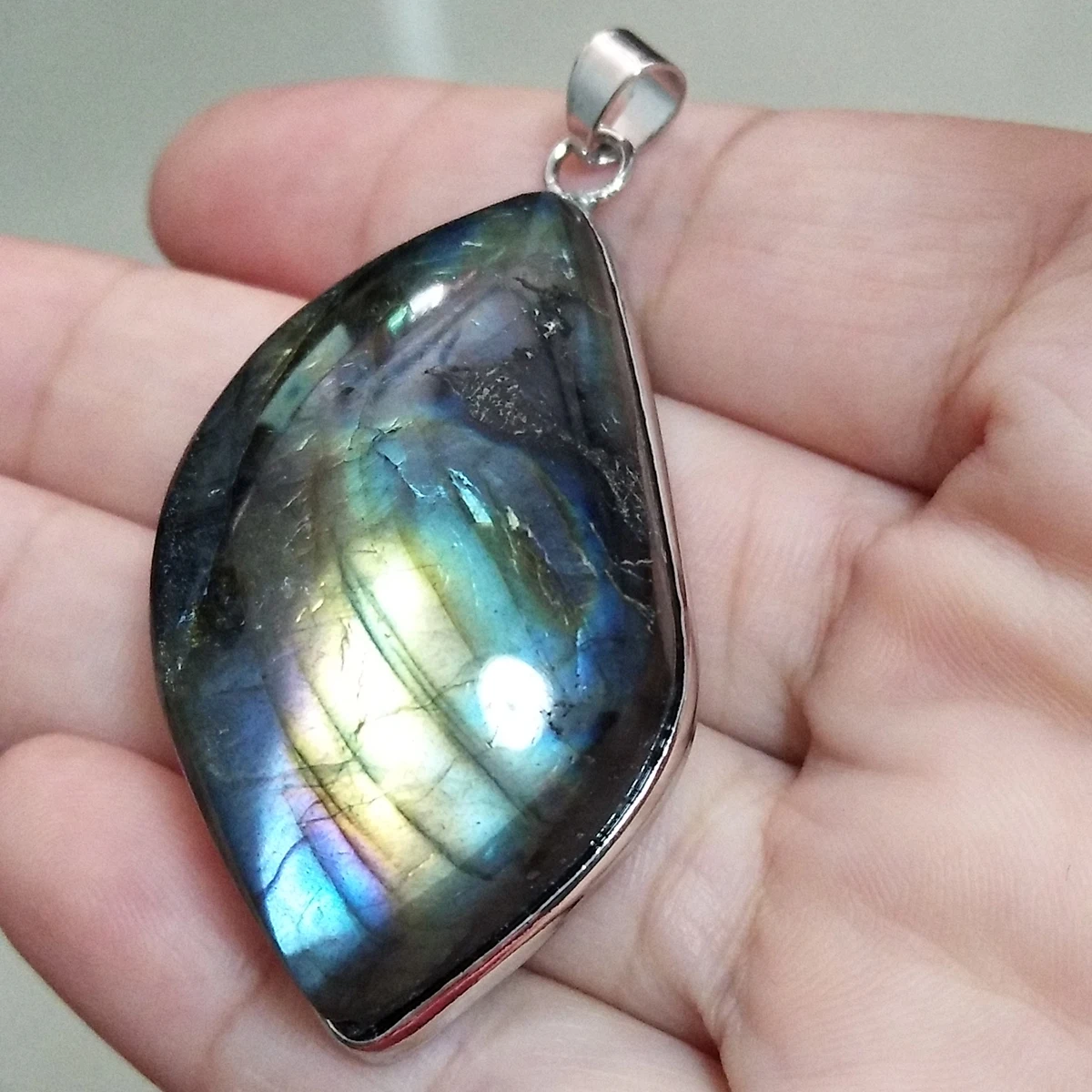 Gem Pendant Natural Stone Irregular Shape Bead Purple Blue Labradorite Necklace Pendant for Women Men Jewelry Gift 1Pcs