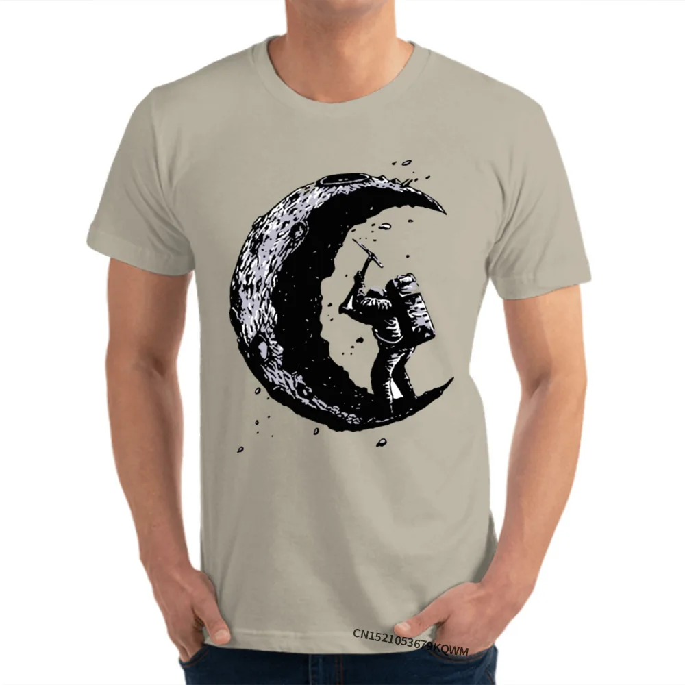 Digging the moon Funny T Shirt Printed On Crew Neck T Shirts Summer Tops & Tees  Discount 100% Cotton Geek Tops Tees