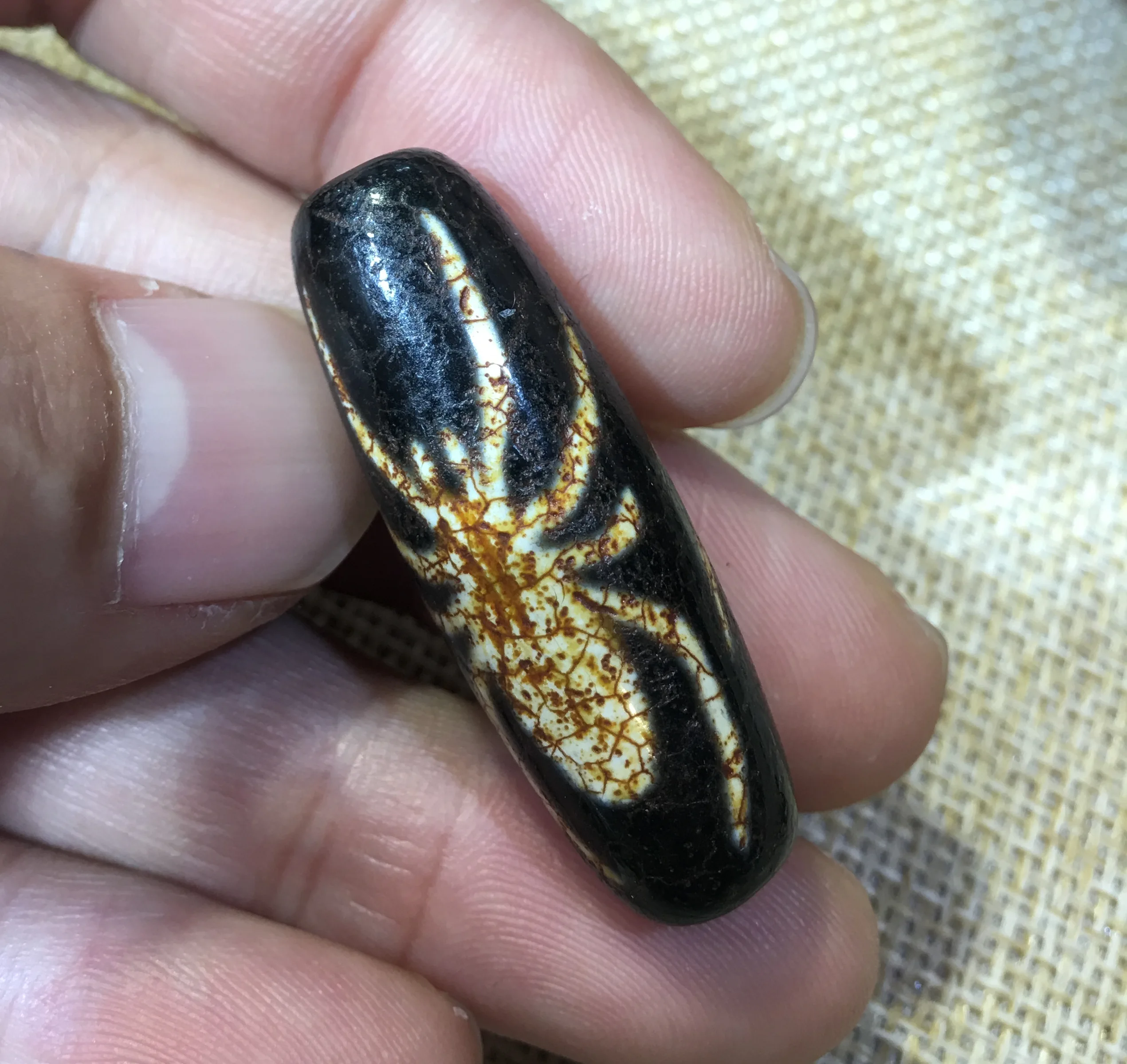 Rare Magic Tibetan Old Agate DRAGON VEIN  Spider Lucky Totem dZi Bead