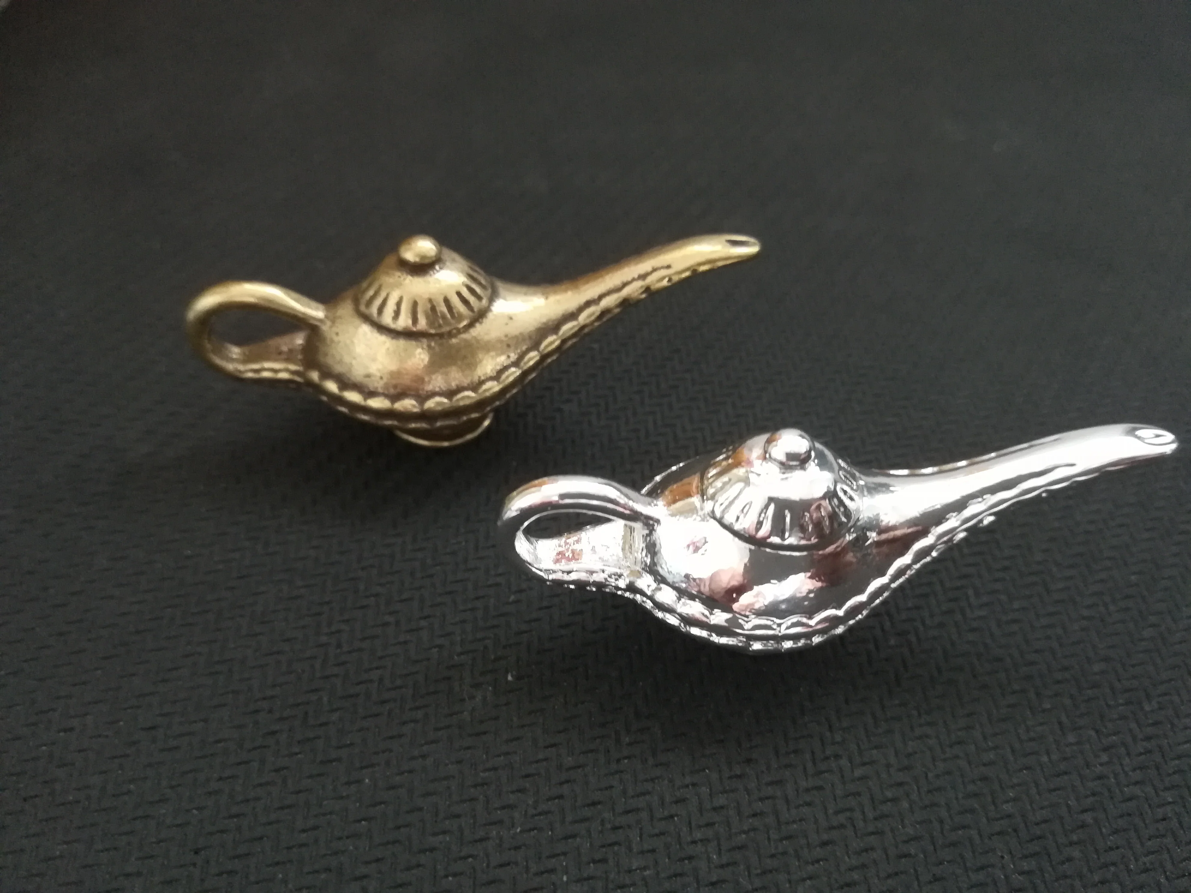 retro Handmade Pure Brass Aladdin magic lamp craft DIY jewelry ornament portable Miniature Keychain Pendant souvenir gift a4100