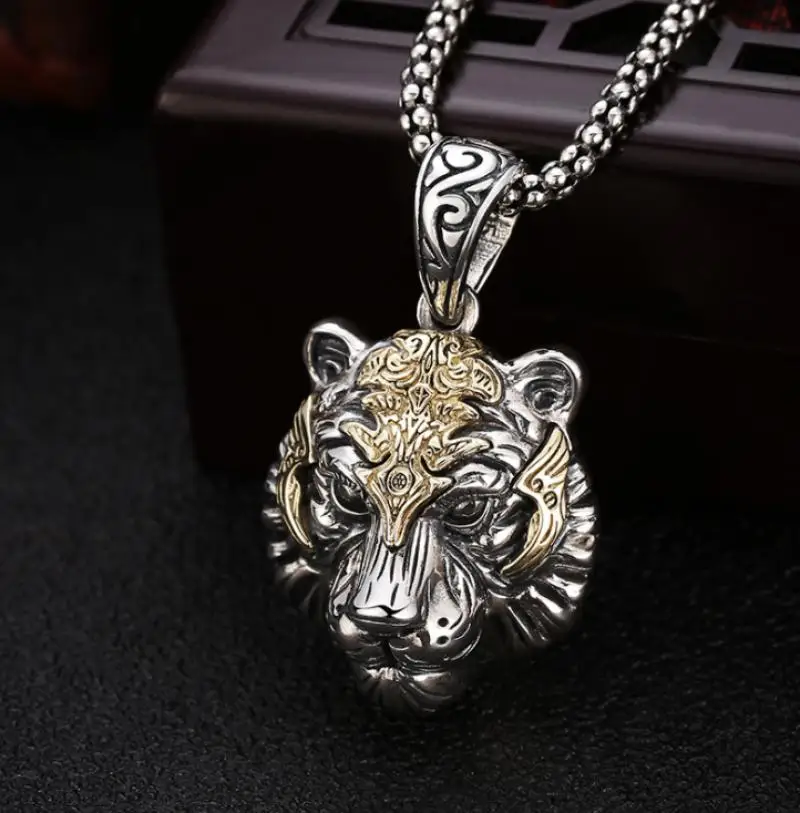 Nuove idee di moda di buona qualità testa di tigre pendente prepotente uomini e donne personalità bestia collana zodiacale regalo di compleanno