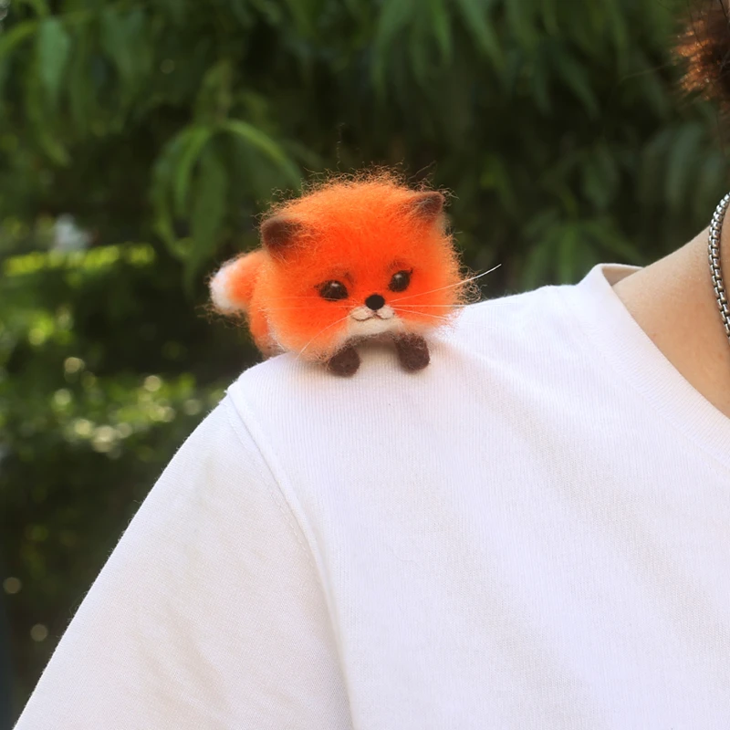 1pc Completed Wool Felt Cute Fox Cat Brooch Wool Felt Finished Handmade Plush Doll Creativity Birthday Gift Female Bag Pendant