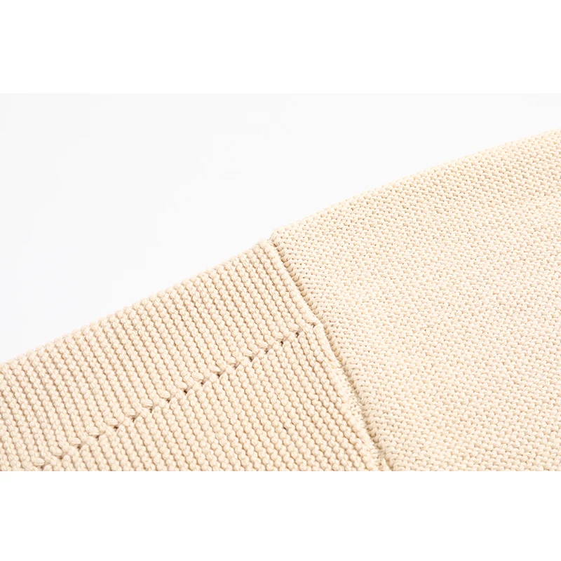 New Korean Style V-neck Short Knitted Sweaters Women Autumn Fashion Long Sleeve Sexy Streetwear Outerwear Female Crop Sweater