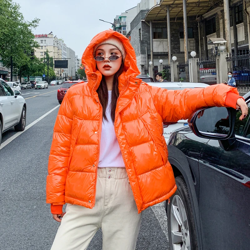 2022 Bóng Vàng/Trắng/Đen/Orange Nữ Áo Khoác Mùa Đông Dạo Phố Mũ Trùm Đầu Parkas Nữ Plus Kích Thước Dày Ấm xuống Cotton Áo Khoác