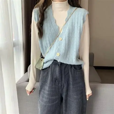 Women Sweater Vest Small Hollow-out Knitted Vest Women's Loose Sweater Wavy Cardigan Vest